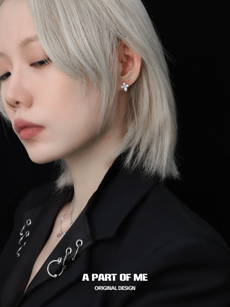 Stigmata S925 Sterling Silver Natural Shell Stud Earrings