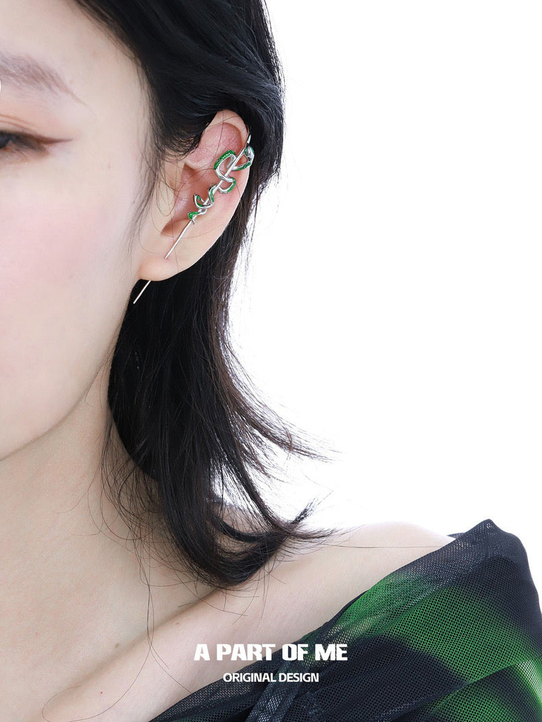 Slytherin Collection 18K Platinum Plating Snake Needle Earring