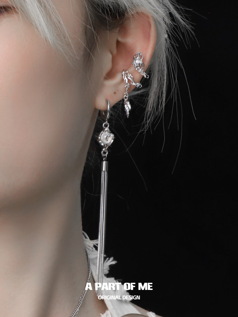 The Fortune Dragon 18K Platinum Plating Zircon Ear Cuffs