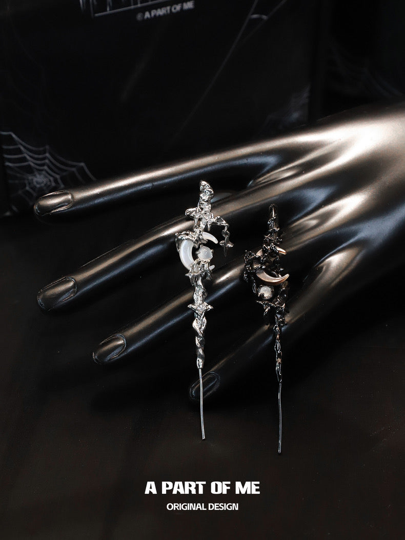 Moonlight/Dark Moon 18K Platinum Plating Natural Shell Needle Earrings