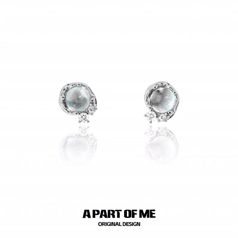 Fantasy Series 18K Platinum Plating Moonstone Stud Earrings