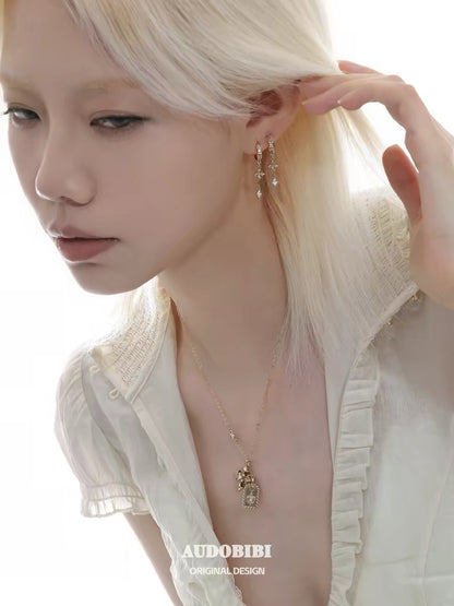 Champagne Gold Iris Gold-plating Tag Pendant Necklace