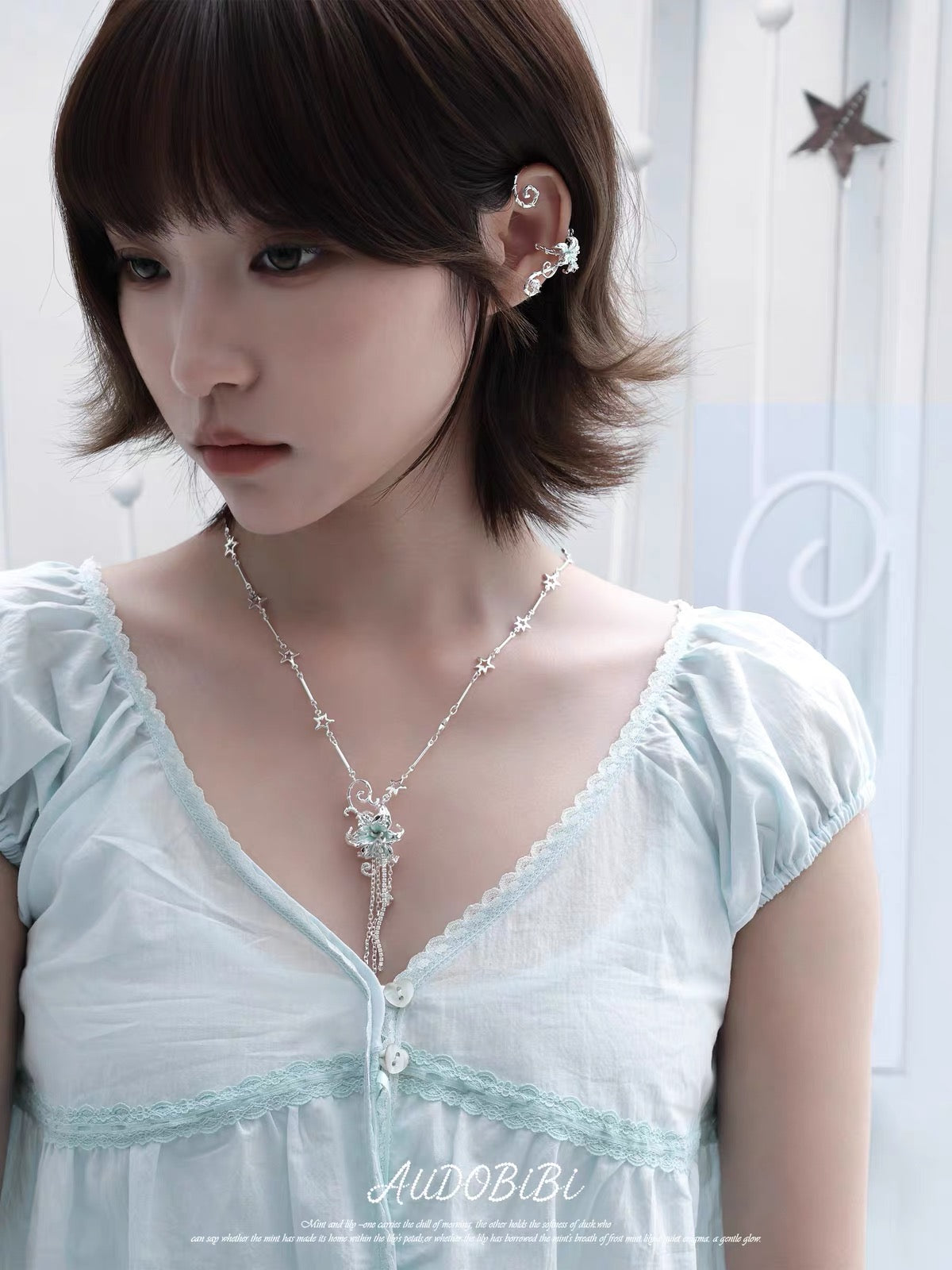Dreamcore Lily 18K Platinum Plating Star Necklace