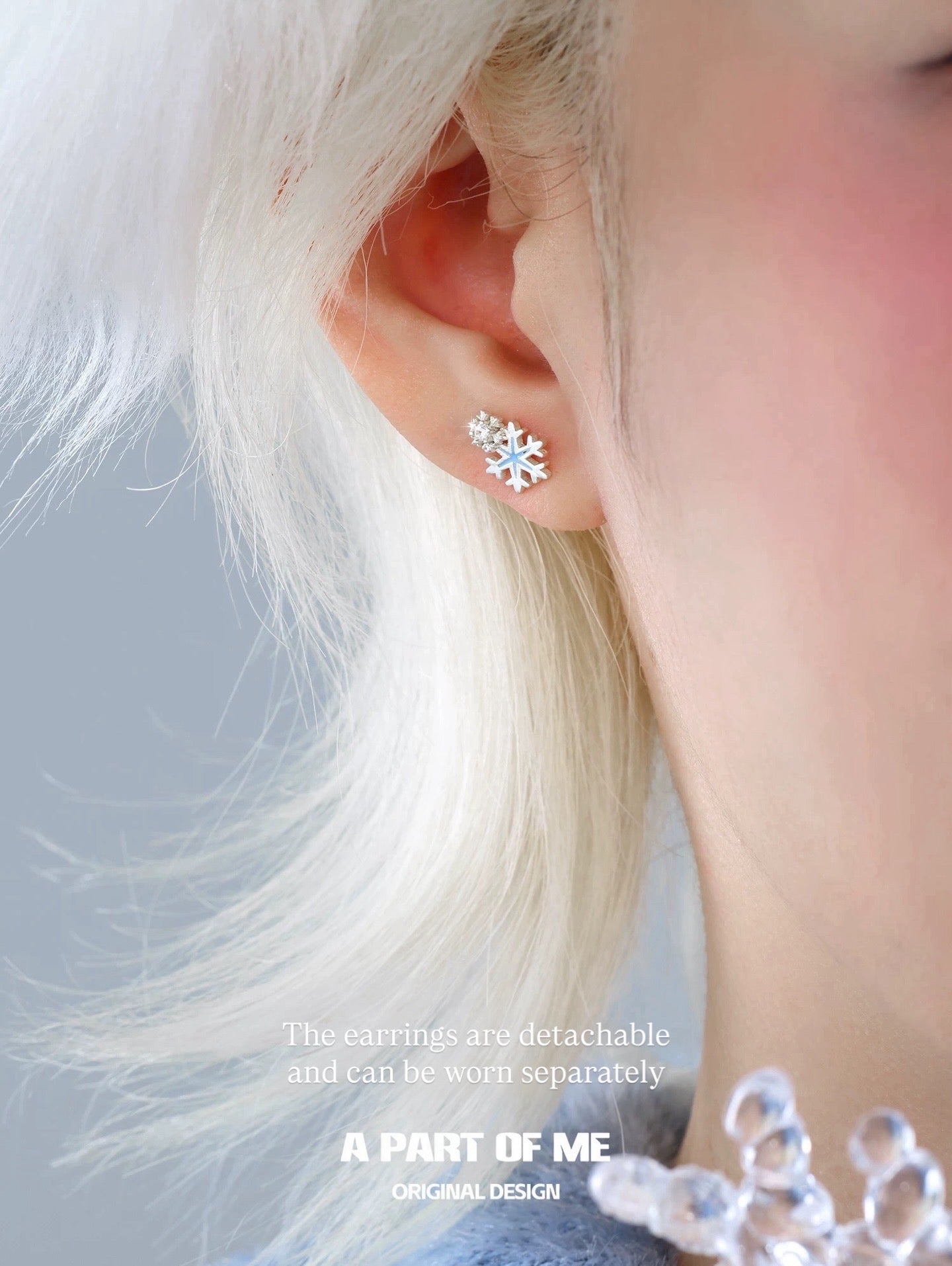 Snow Bunny Platinum Plating Detachable Snowflakes Earrings