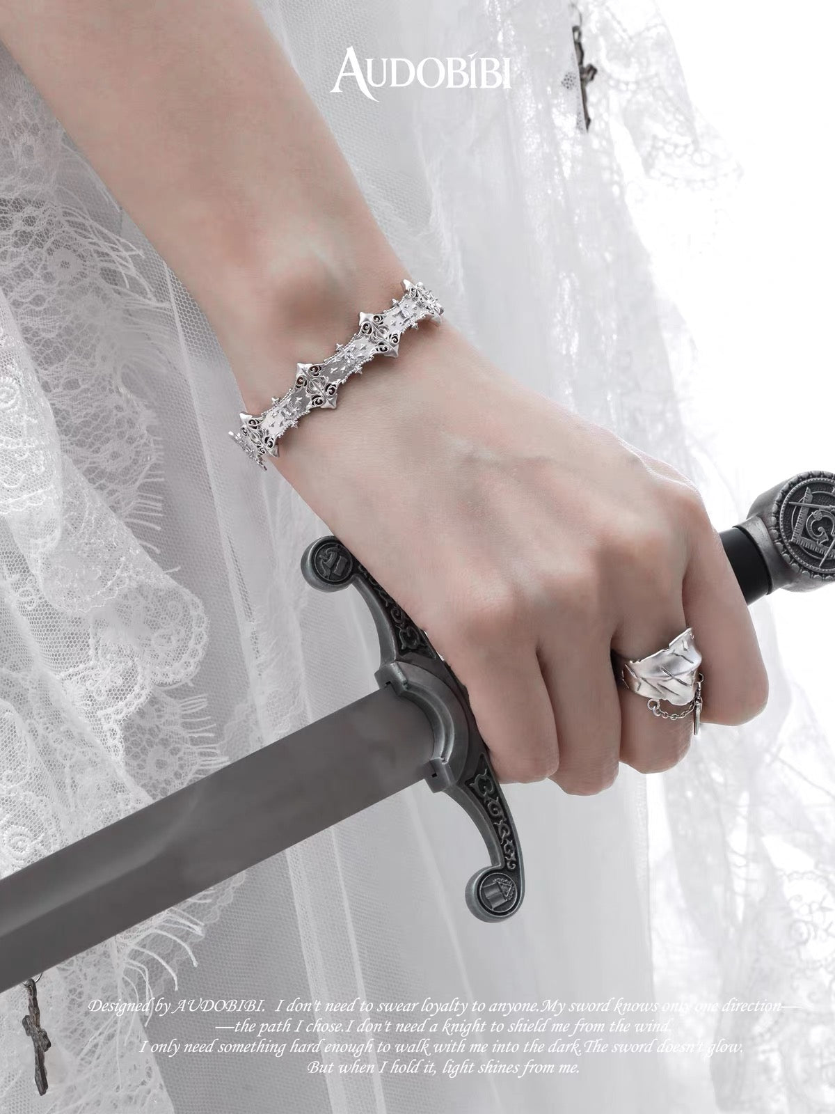 The Knight 18K Platinum Plating Bangle