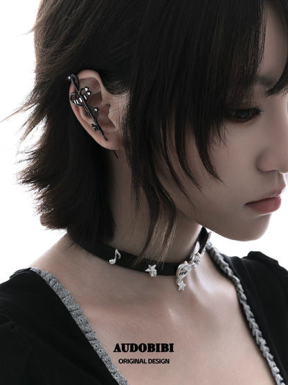 Melody Etude 18K Platinum/Black Plating Piano Keys Needle Earrings