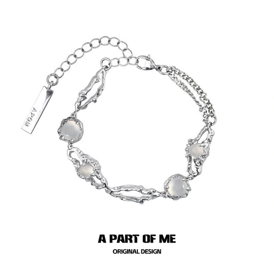 Dawn Series 18K Platinum Plating White Agate Bracelet