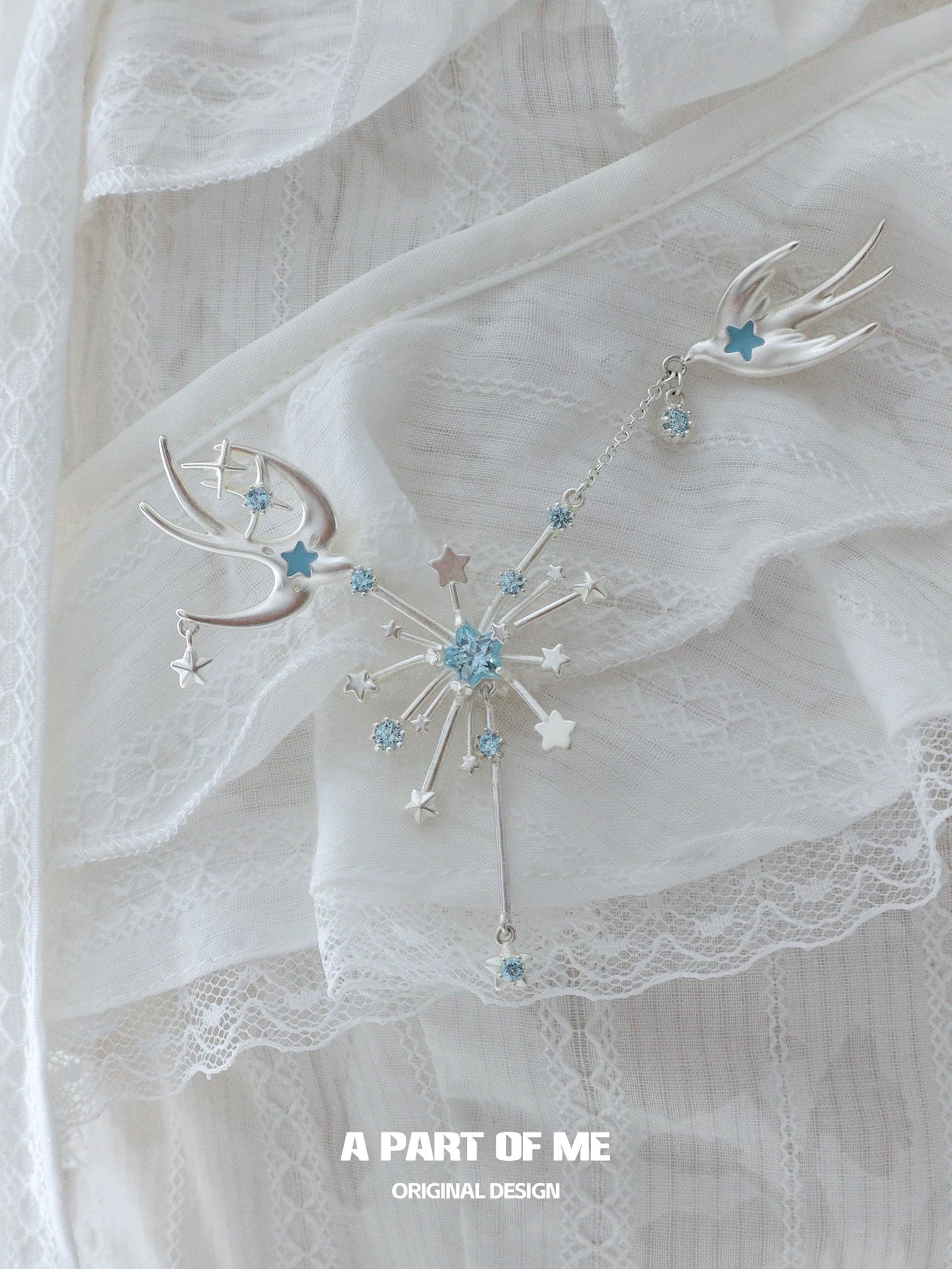 A Flight to Blue Firework 18K Platinum Plating Brooch