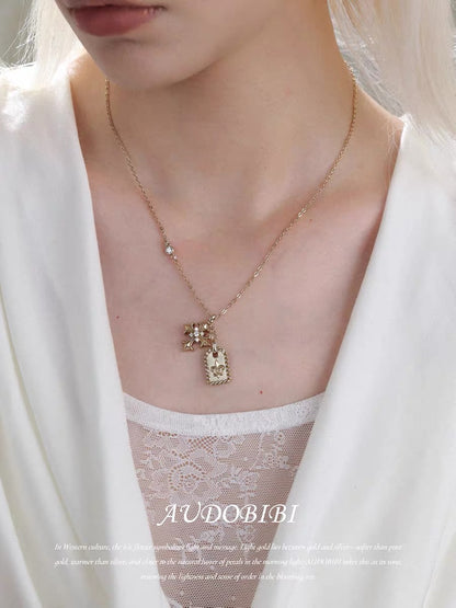 Champagne Gold Iris Gold-plating Tag Pendant Necklace