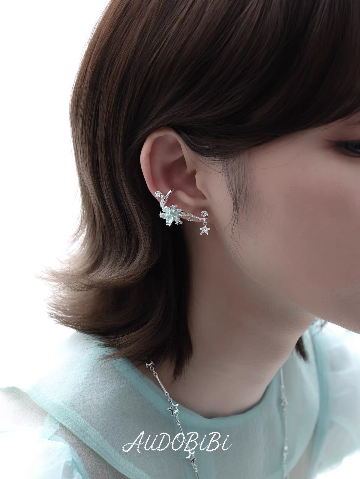 Dreamcore Lily 18K Platinum Plating Vine & Star Ear Cuffs