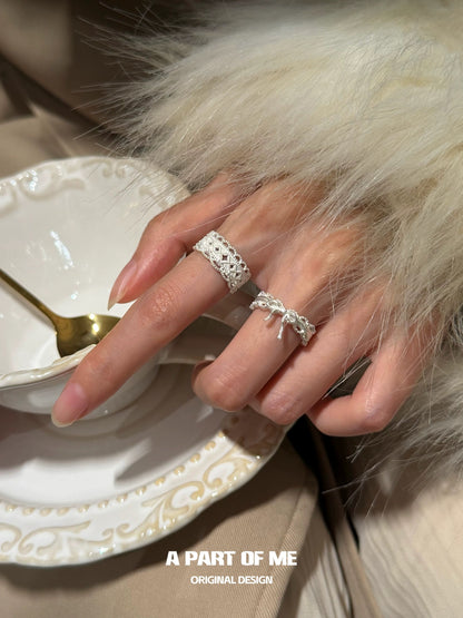 Dreaming in Lace 18K Platinum Plated S925 Silver Lace Ring