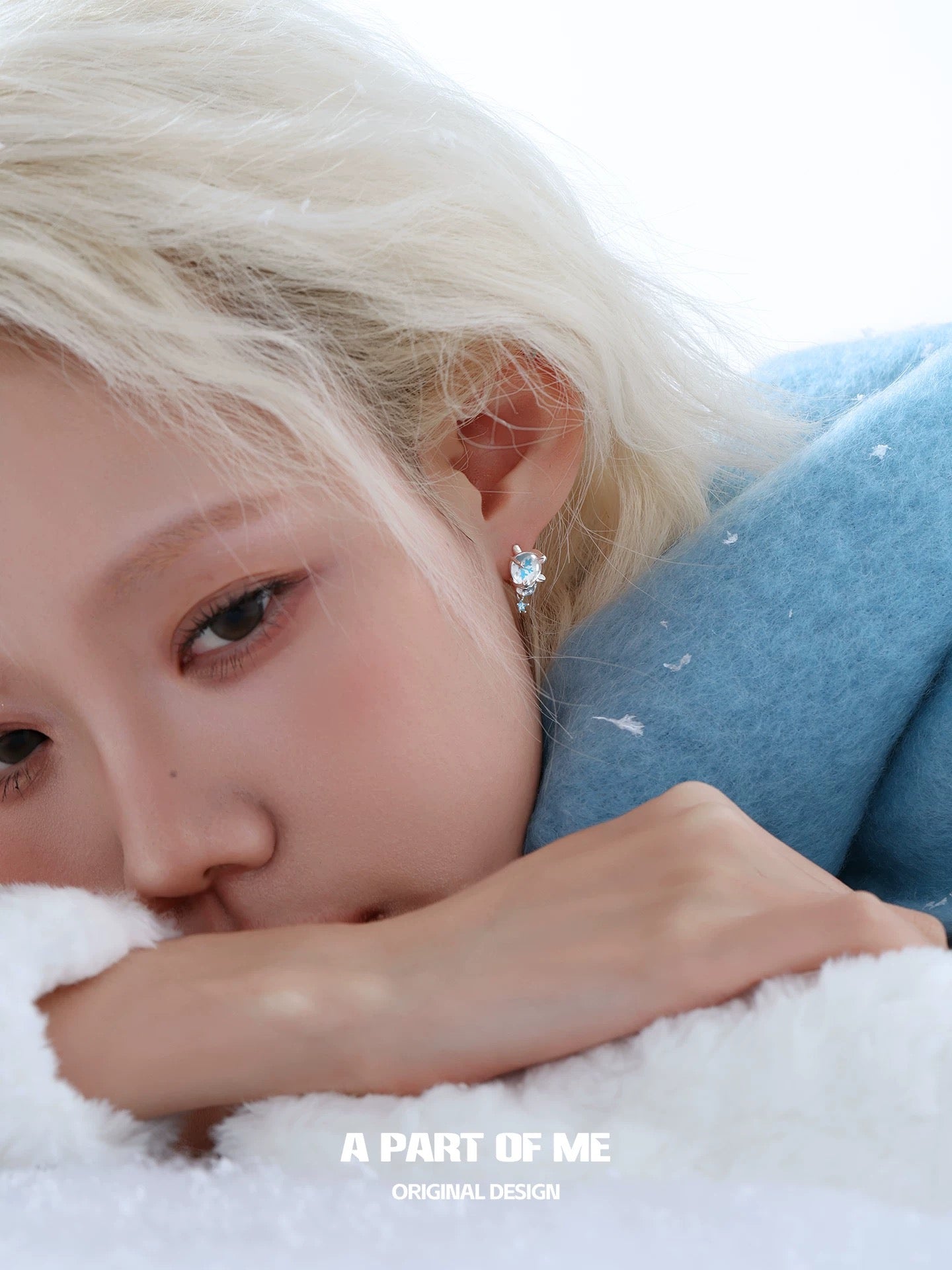 Snowflake Crystal Ball 18K Platinum Plating Crystal Glass Huggies Earrings