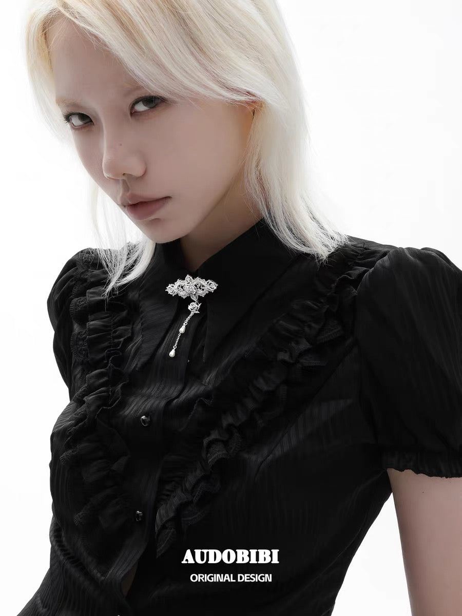 Dreaming in Lace Platinum Plating Rose & Pearl Brooch