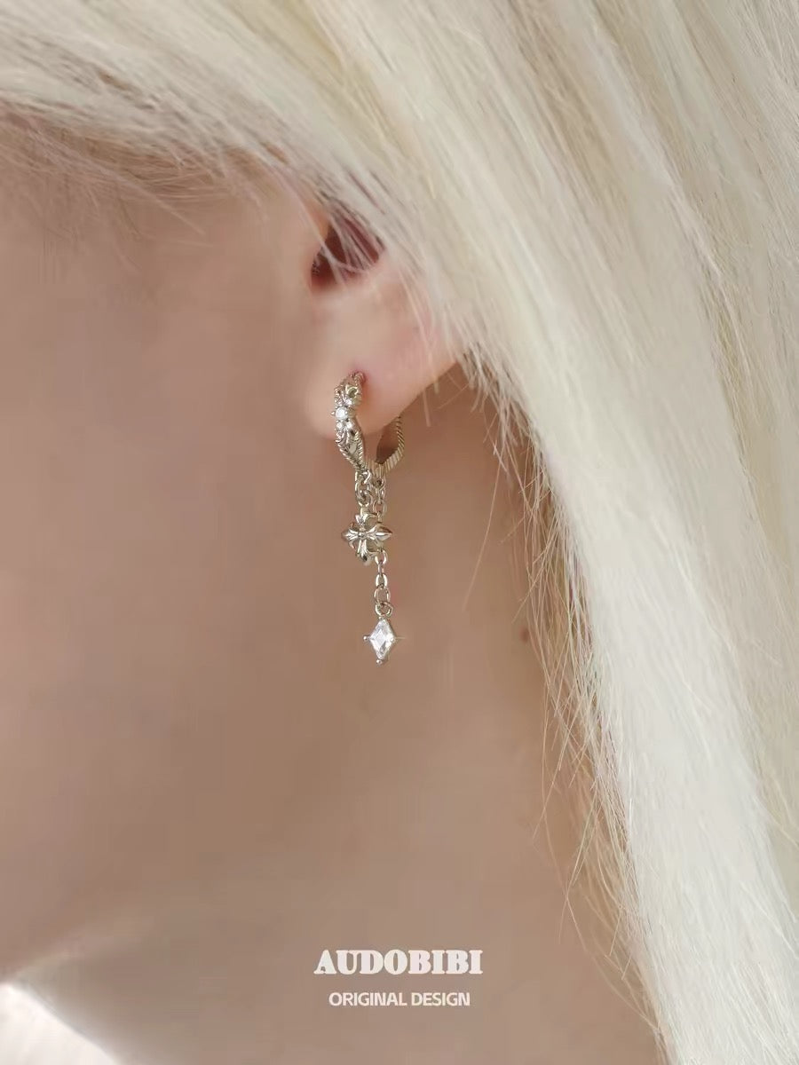 Champagne Gold Iris S925 Silver with Gold-plating Huggie Earrings with tassel