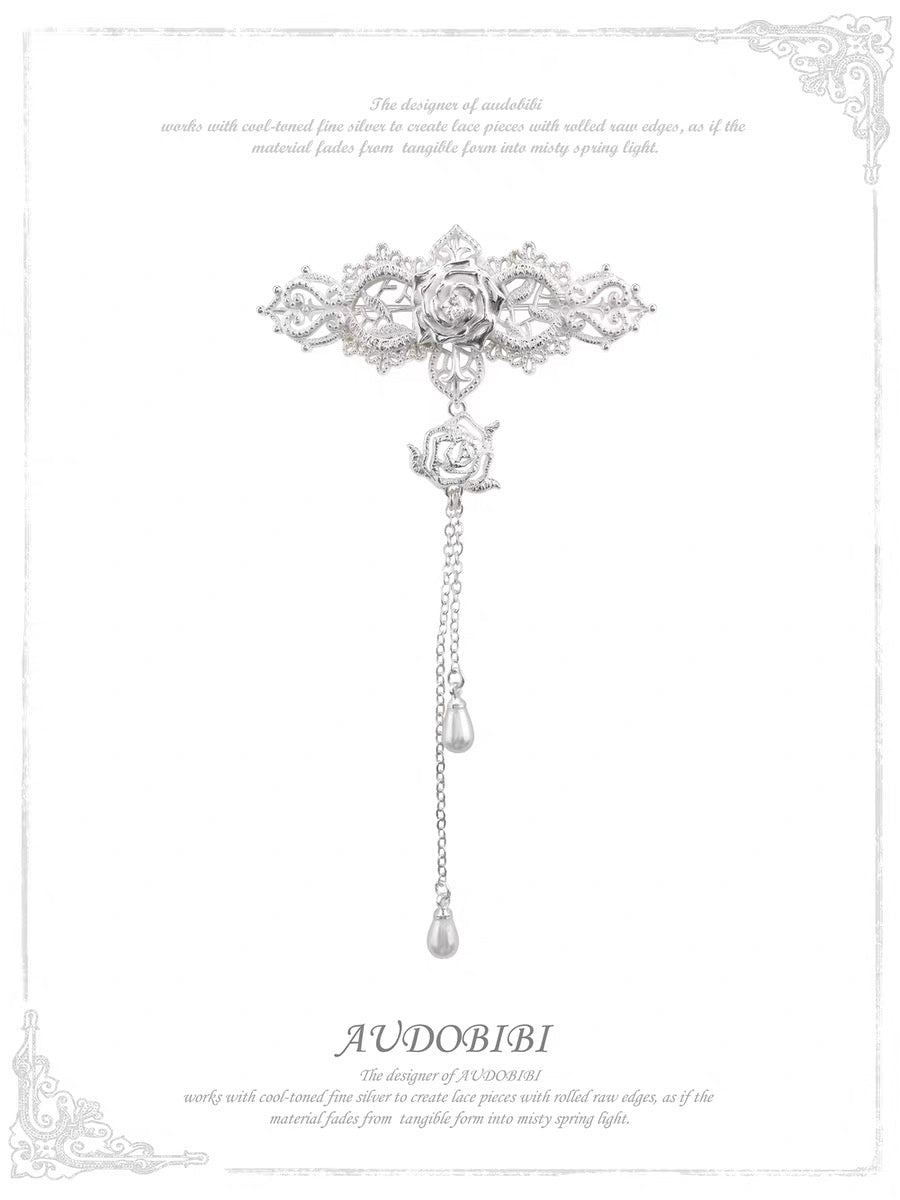 Dreaming in Lace Platinum Plating Rose & Pearl Brooch
