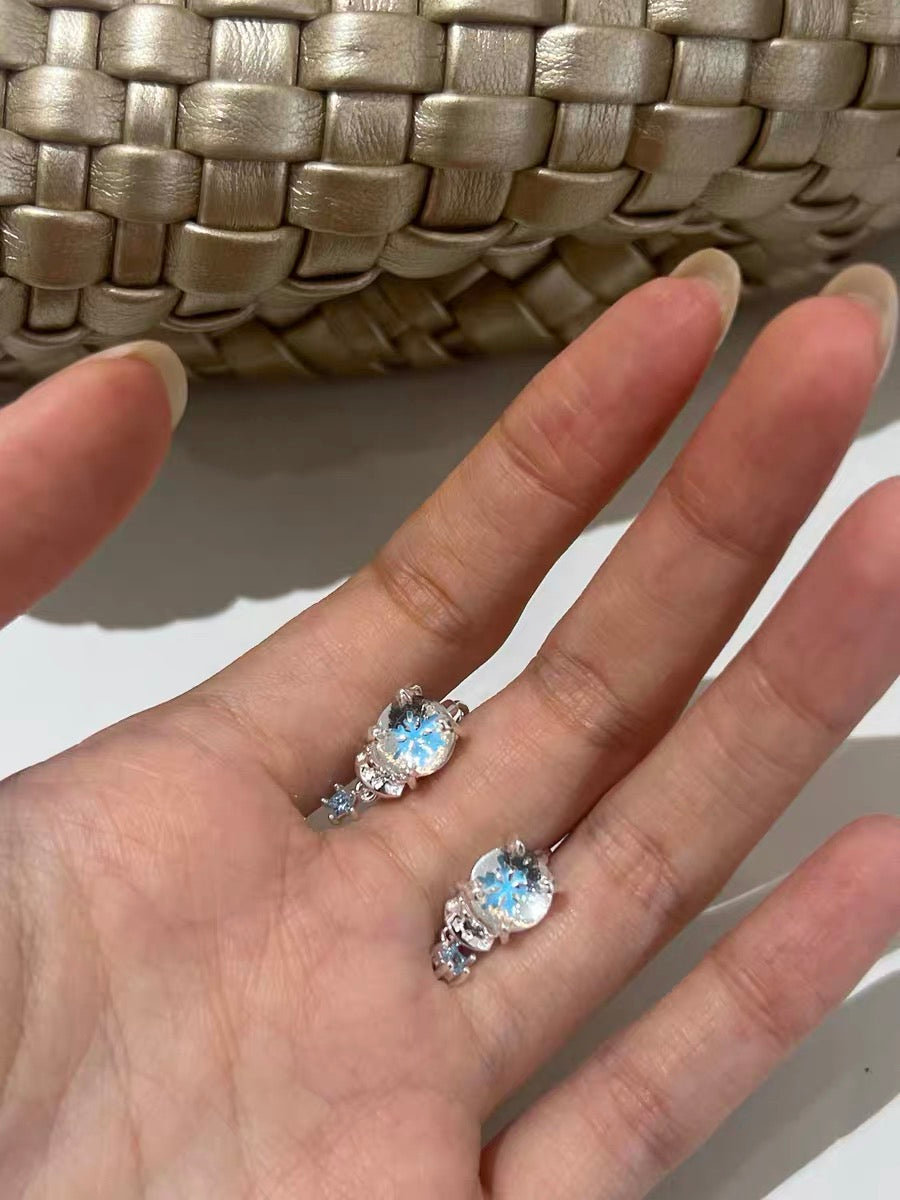 Snowflake Crystal Ball 18K Platinum Plating Crystal Glass Huggies Earrings