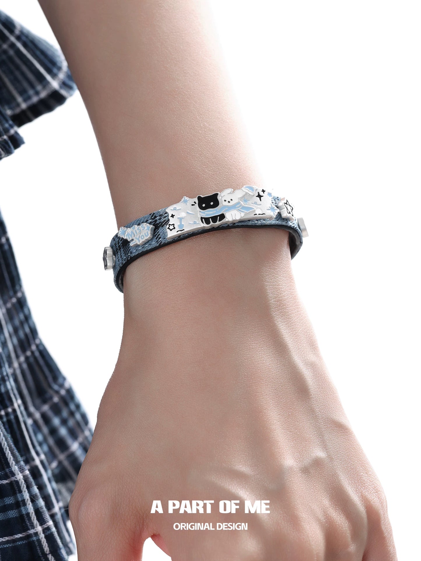 Snowy Black Cat & White Dog 18K Platinum Plating Blue Leather Y2K Bracelet