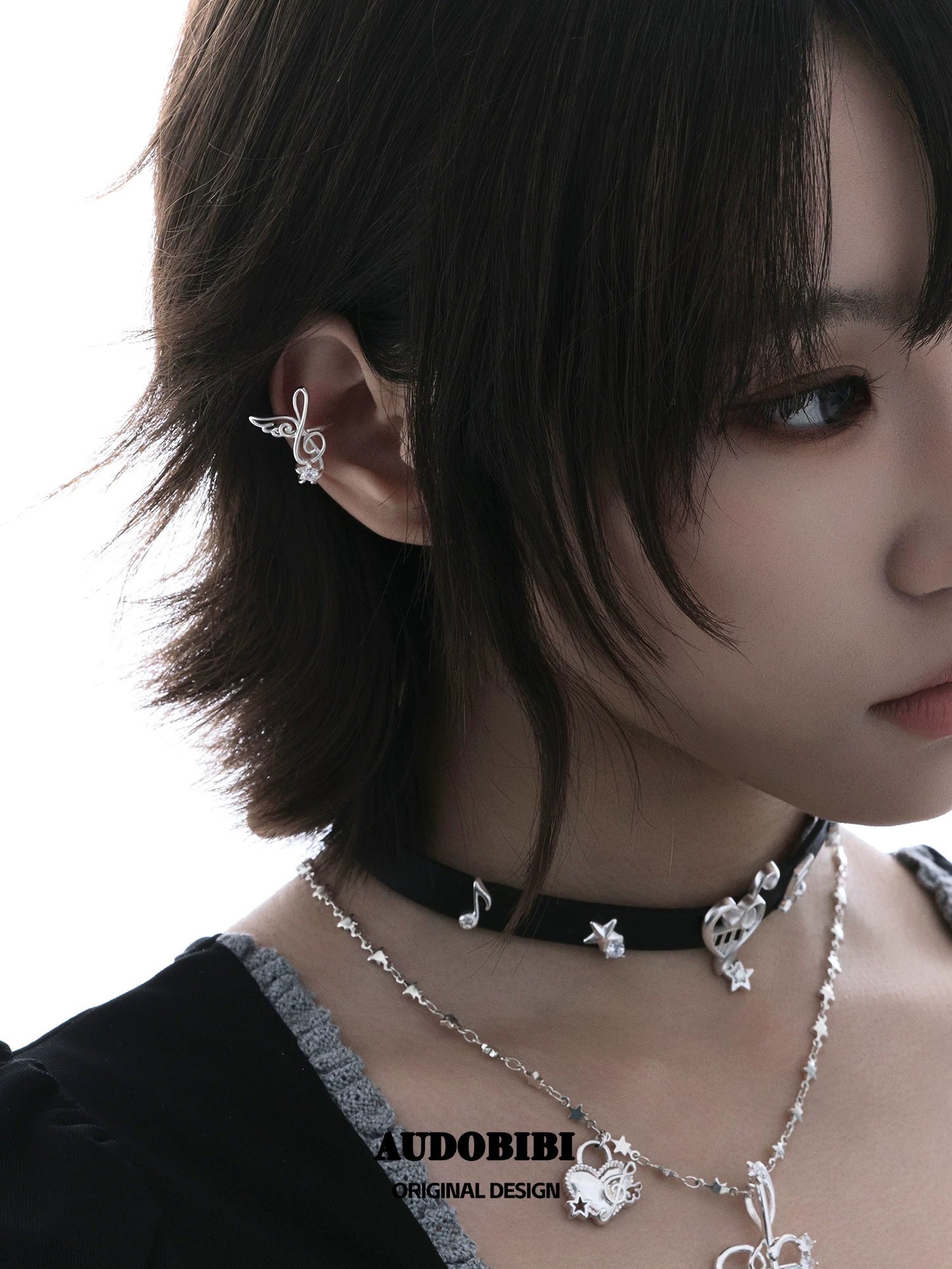 Melody Etude 18K Platinum Plating Treble Clef Wings Earcuffs