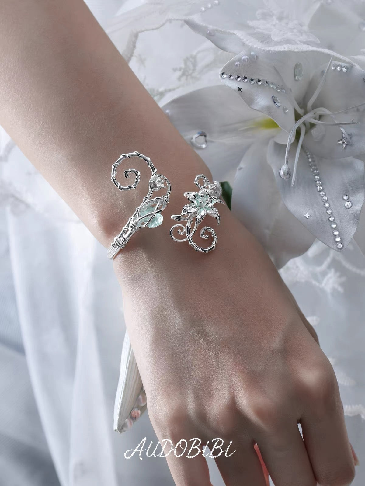 Dreamcore Lily Series 18K Platinum Plating Fluorite Vine Cuff Bracelet