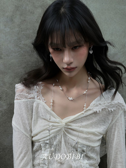 Dreaming in Lace 18K Platinum Platinum Heart Lock & Key Huggie Earrings