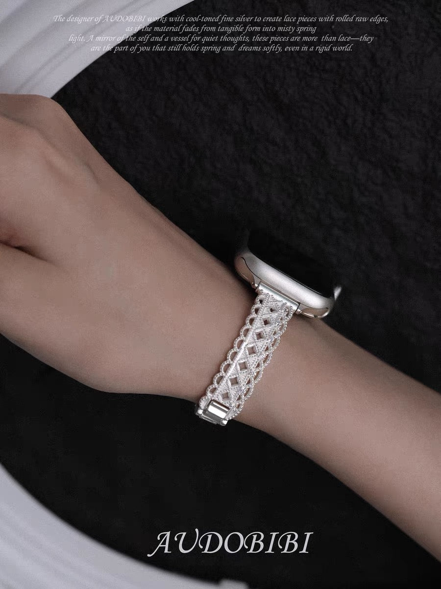 Dreaming in Lace 18K Platinum Plating Metal Apple Watch Band