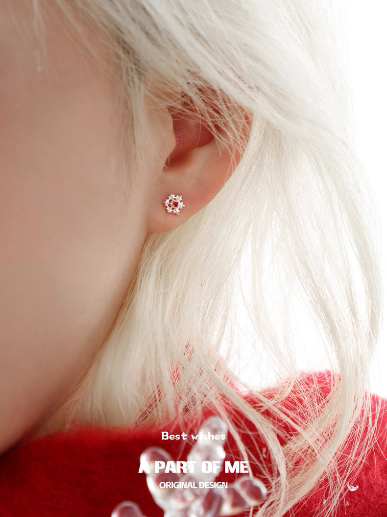 Snow Apple House 18K Platinum Plating Stud Earrings