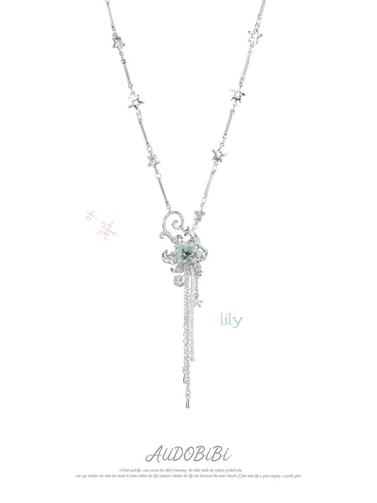 Dreamcore Lily 18K Platinum Plating Star Necklace