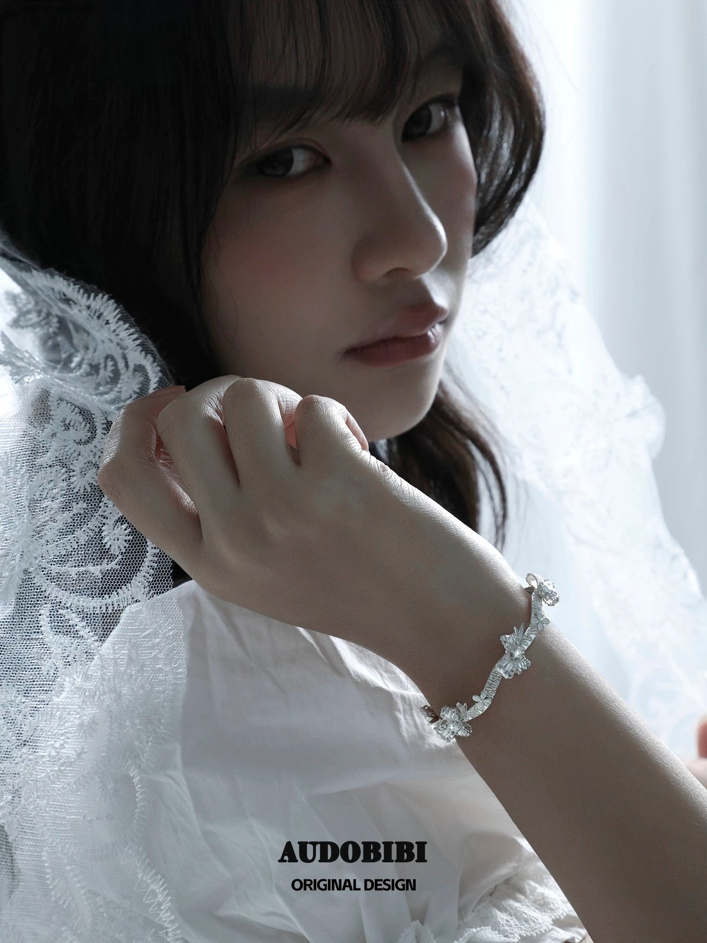 Dreaming in Lace 18K Platinum Plating Ribbon Bangle