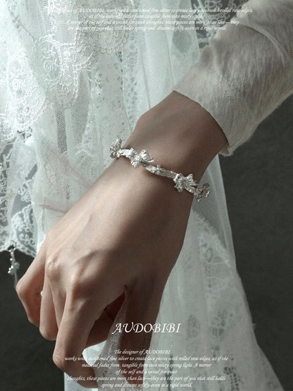 Dreaming in Lace 18K Platinum Plating Ribbon Bangle