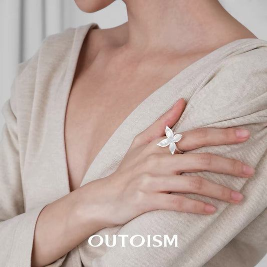 Cornus Kousa Silver-plated Solitaire Ring