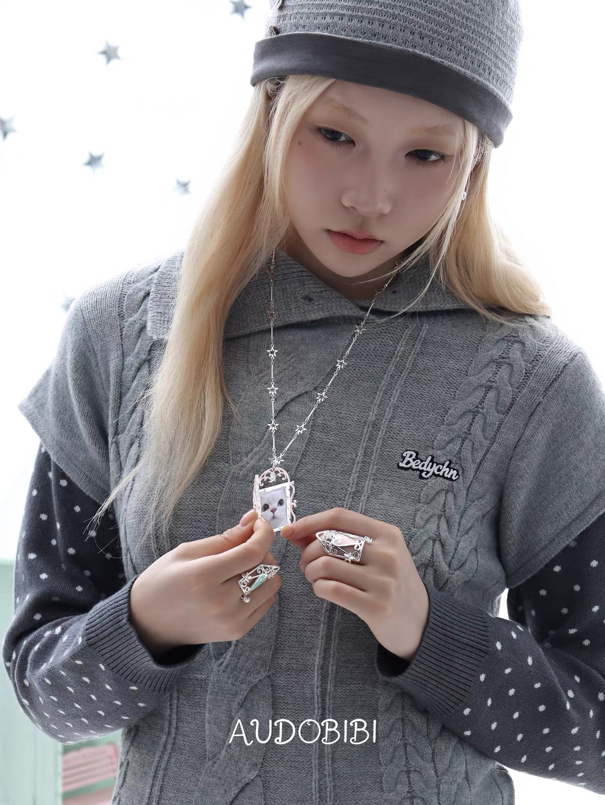 The Hidden Gate 18K Platinum Plating Garden Gate Photo Locket Necklace