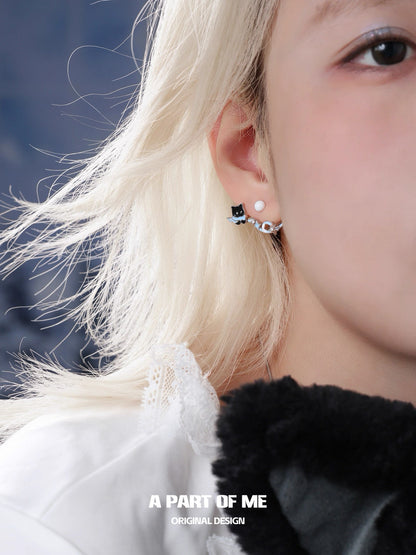 Windy Black Cat & White Dog 18K Platinum Plating Detachable Earrings