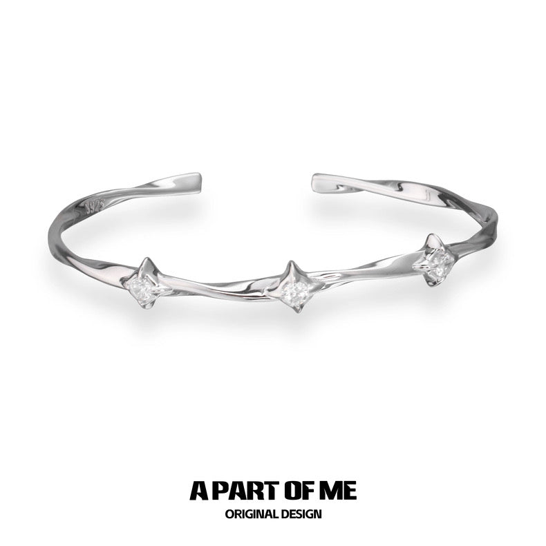 Mobius Loop S925 Sterling Silver Four Point Star Bangle