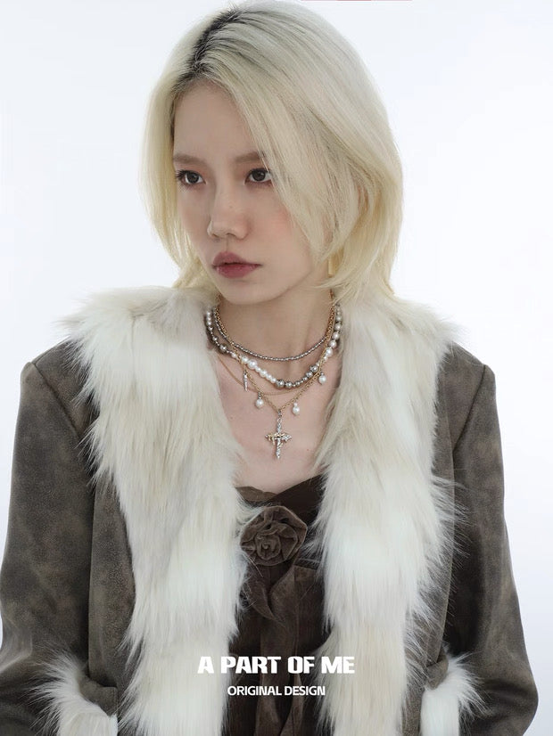 American Style 18K Platinum Platinum Baroque Pearl & Cross Necklace Set