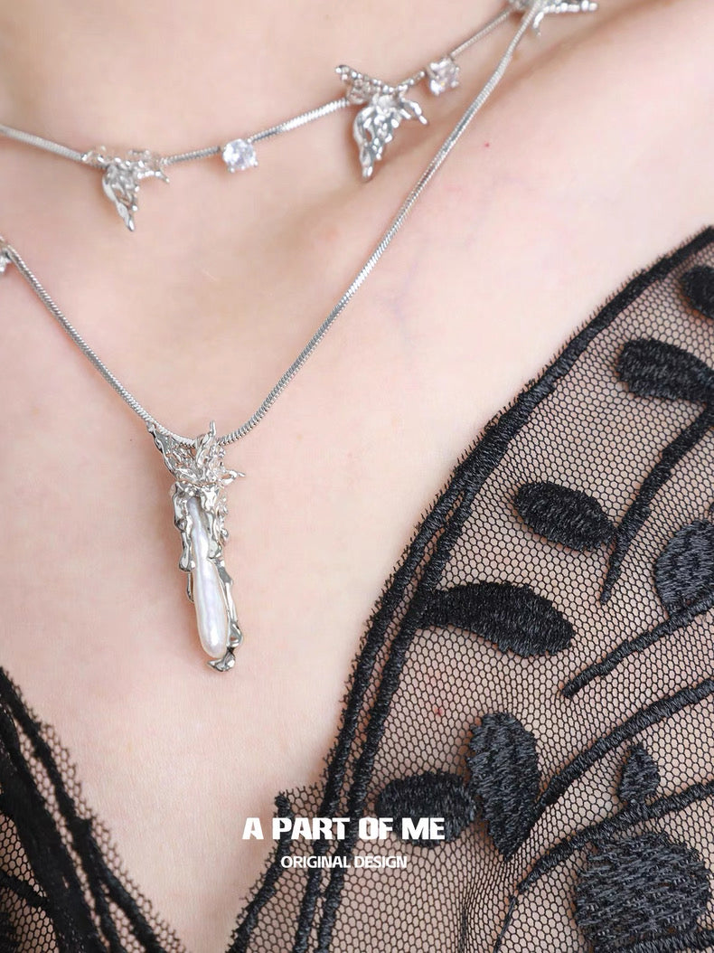Dancing Butterfly 18K Platinum Plating Baroque Pearl Necklace