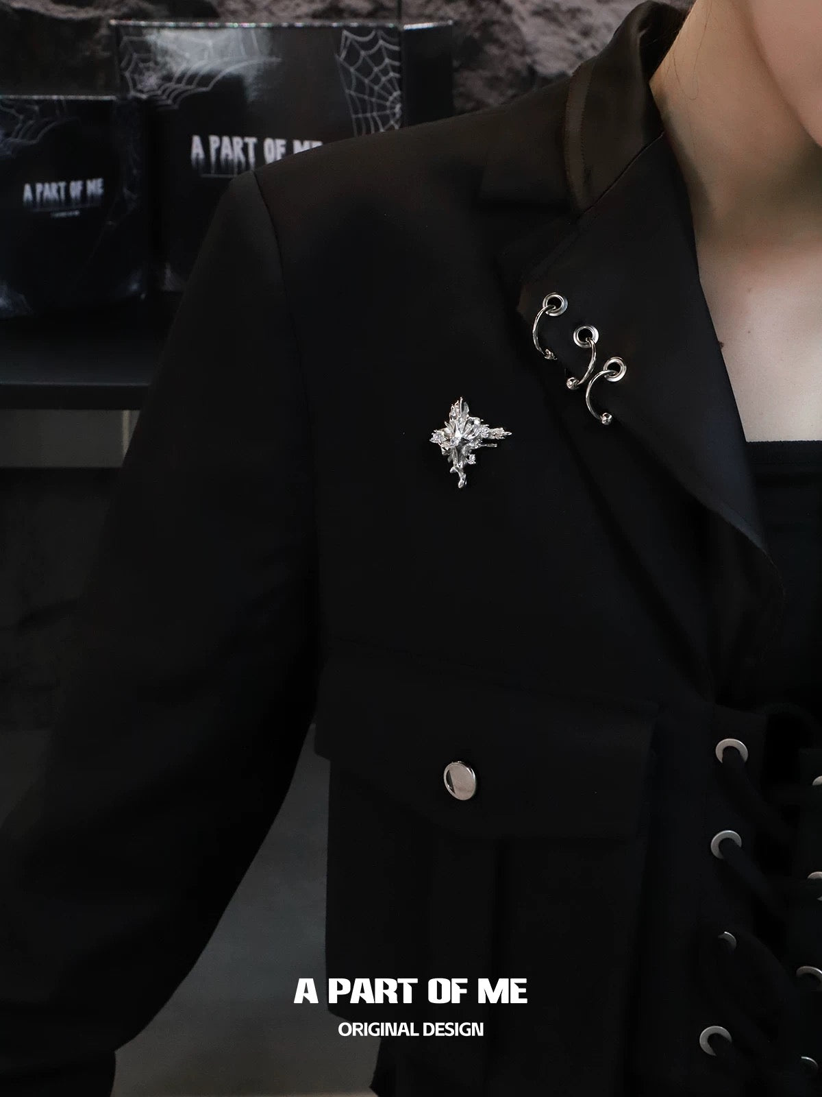 Stellar 18K Platinum Plating Detachable Tassel Brooch