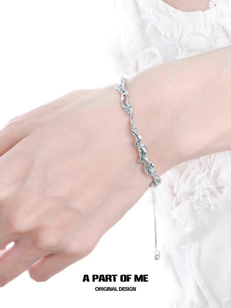 Mint Collection 18K Platinum Plating Resin Slider Bracelet