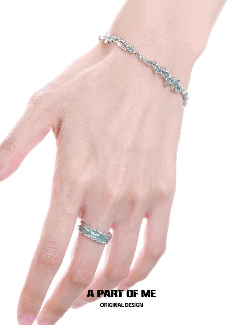 Mint Collection 18K Platinum Plating Resin Slider Bracelet