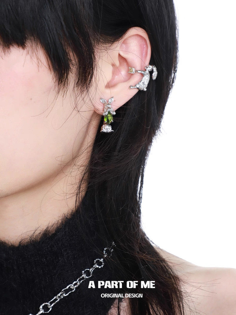 Wealthy Rabbit 18K Platinum Plating Stud Earrings