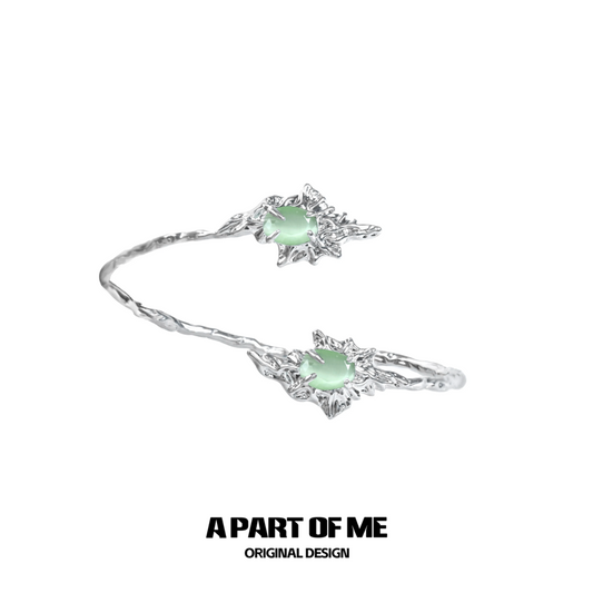 Oasis Collection 18K Platinum Plating Green Cat Eyes Stone Bangle