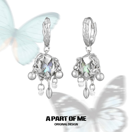 Cocoon-Breaking 18K Platinum Plating Moonstone Butterfly Huggies Earrings