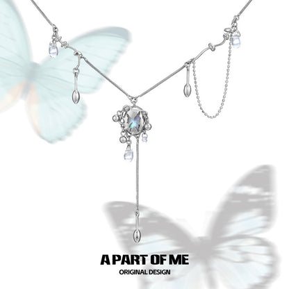 Cocoon-Breaking 18K Platinum Plating Moonstone Butterfly Necklace