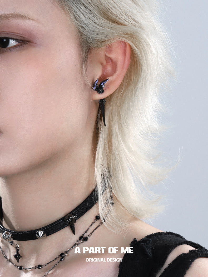 Fishtail Dart (Rafayel's Version) 18K Platinum Plating Earrings