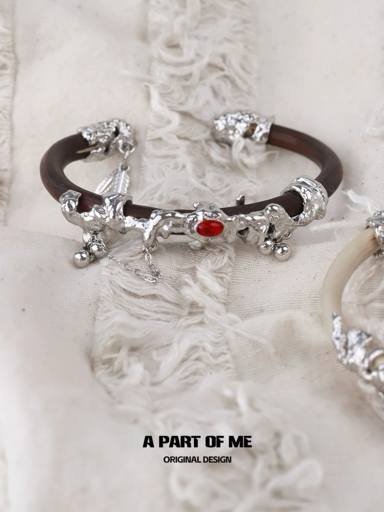 White Moonlight & Vermilion Mark Chicken Blood Vine Wood Bangle Bracelet