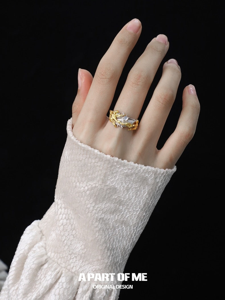 Palpitate S925 Sterling Silver White Agate Feather Resizable Ring