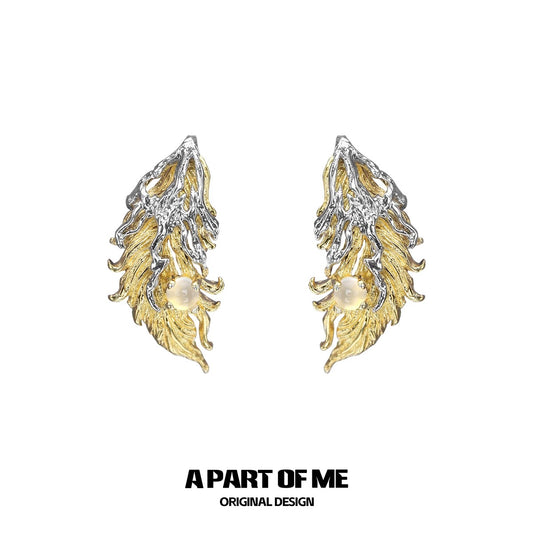 Palpitate 18K Platinum Plating White Agate Feather Stud Earring