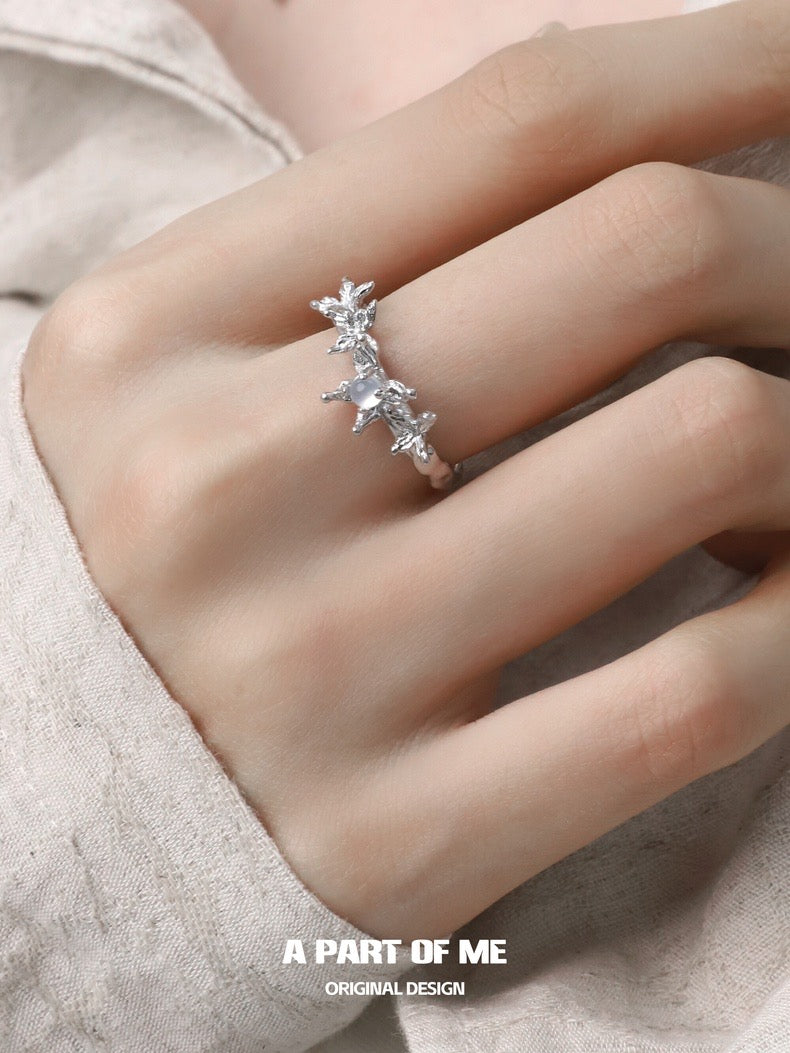 Butterfly Silhouette S925 Sterling Silver White Agate Butterfly Resizable Ring