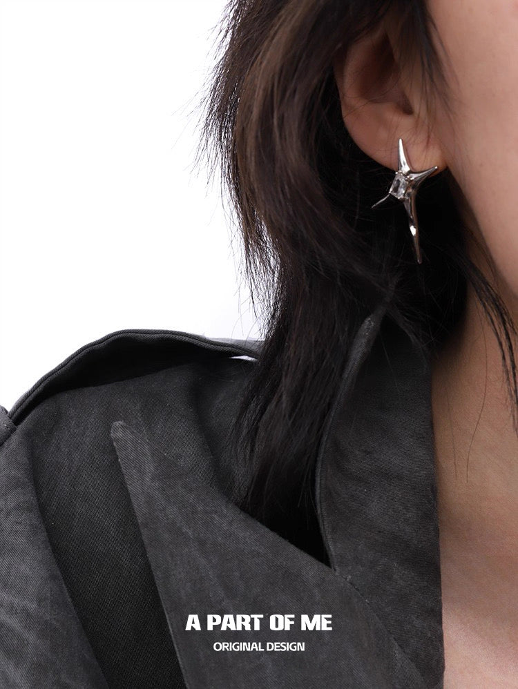 Ethereal 18K Platinum Plating Unisex Irregular Four-Pointed Star Stud Earrings