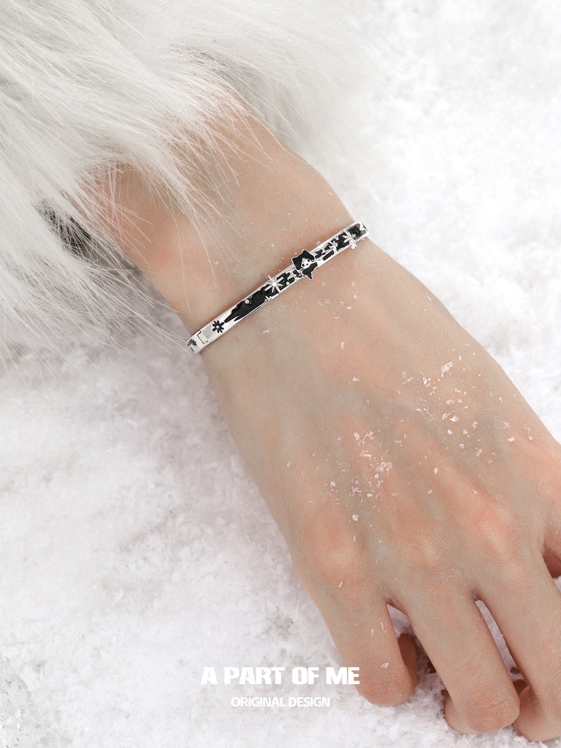 The Winter Kitten S925 Sterling Silver Cat Bangle