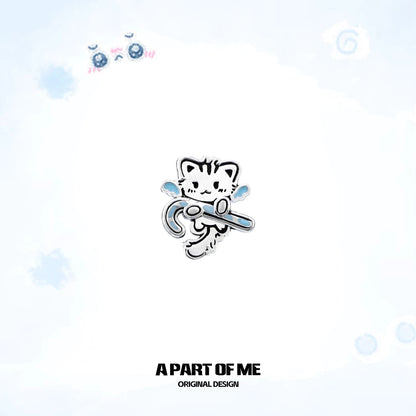 The Winter Kitten 18K Platinum Plating Stud Earrings
